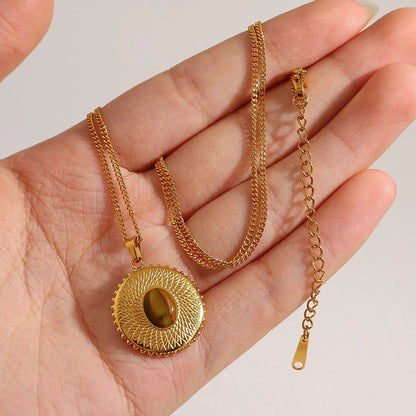 ZELTA TOŅA KAKLAROTA AR APAĻU KULONU